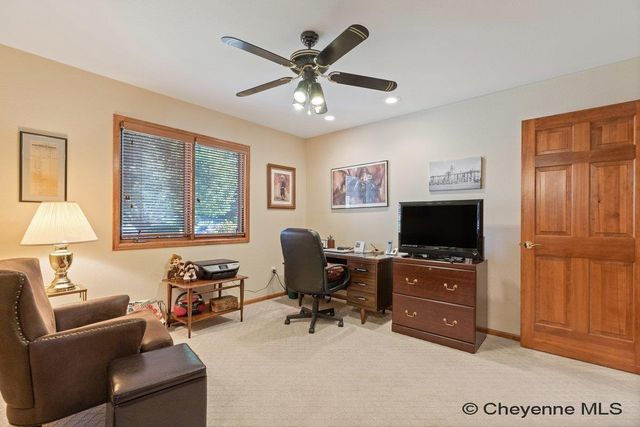 727 CYPRESS LN, Cheyenne, WY 82009