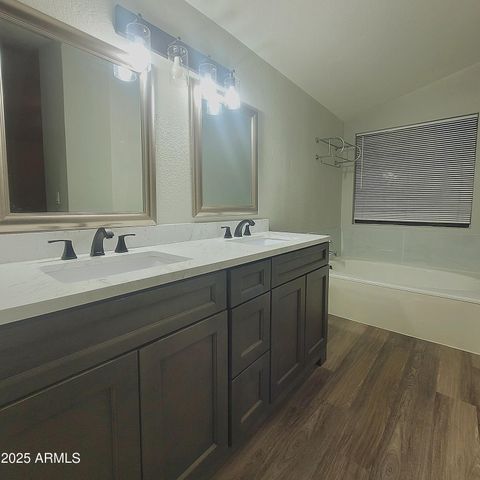 11001 W CRIMSON Lane, Avondale, AZ 85392