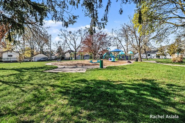 1203 4th Street, Muskegon, MI 49441