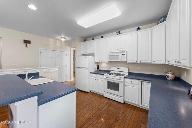 13 Augusta Drive, Little Egg Harbor, NJ 08087