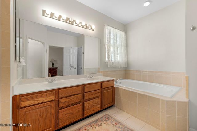 13 Augusta Drive, Little Egg Harbor, NJ 08087