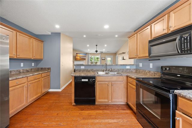 120 Crescent Creek Court, Greenville, SC 29605