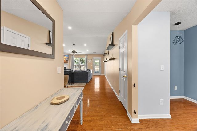 120 Crescent Creek Court, Greenville, SC 29605