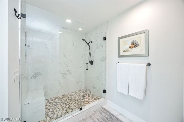 770 Eagle Creek DR 102, Naples, FL 34113