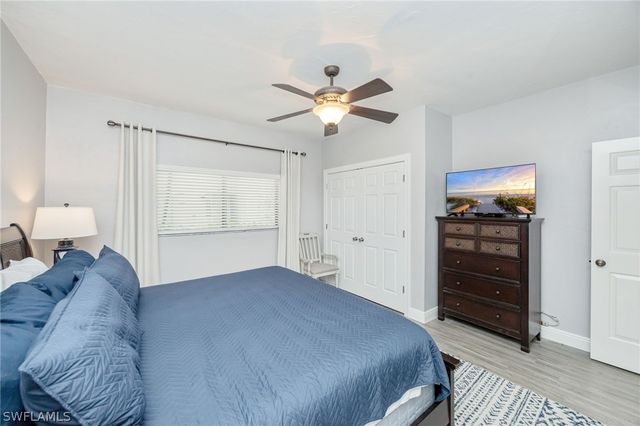 770 Eagle Creek DR 102, Naples, FL 34113