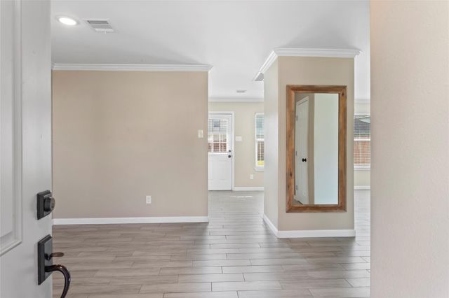 838 Royal George Lane, Houston, TX 77047