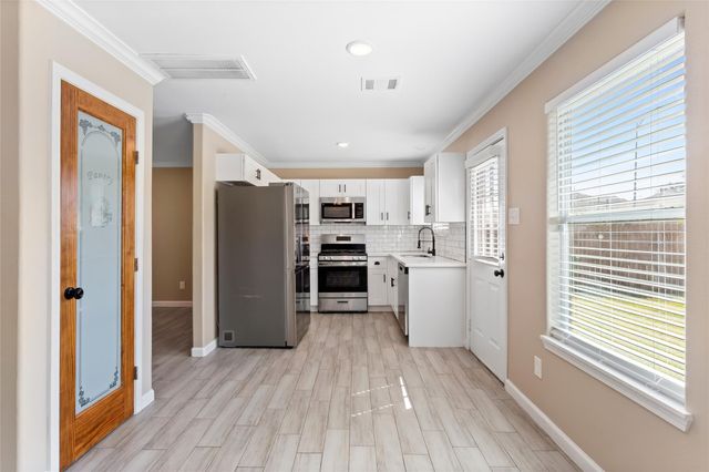 838 Royal George Lane, Houston, TX 77047