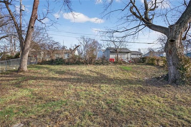 1045 S 50 Terrace, Kansas City, KS 66106