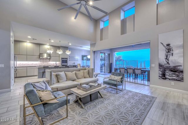 11715 W DOVE WING Way, Peoria, AZ 85383