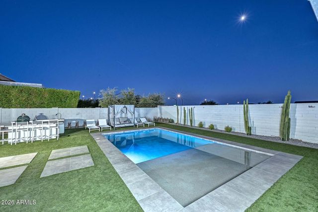 11715 W DOVE WING Way, Peoria, AZ 85383