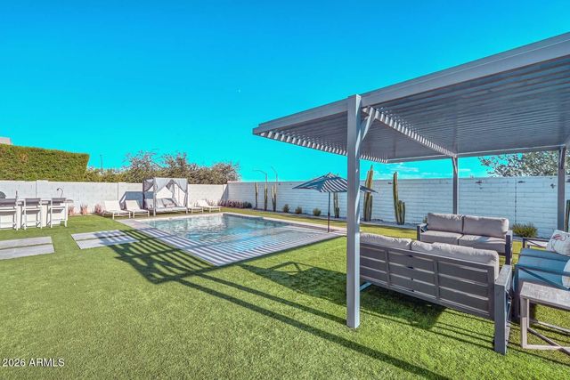 11715 W DOVE WING Way, Peoria, AZ 85383