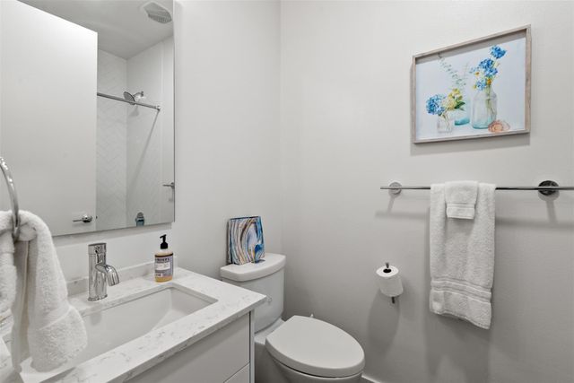 3100 Menchaca RD 27, Austin, TX 78704