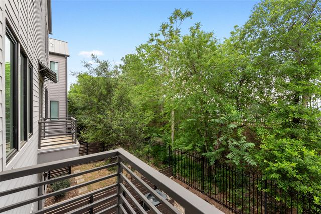 3100 Menchaca RD 27, Austin, TX 78704