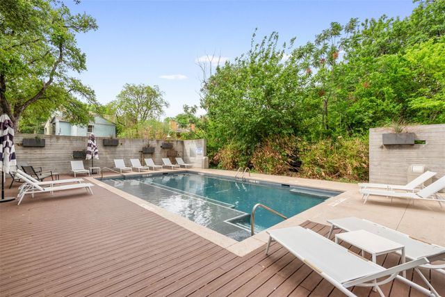 3100 Menchaca RD 27, Austin, TX 78704