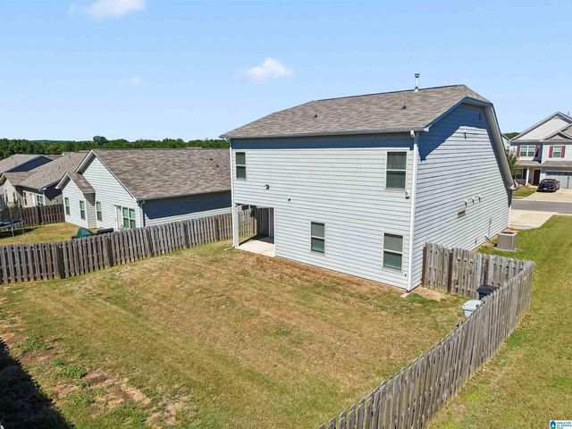 712 RIDGEWAY AVENUE, Columbiana, AL 35051