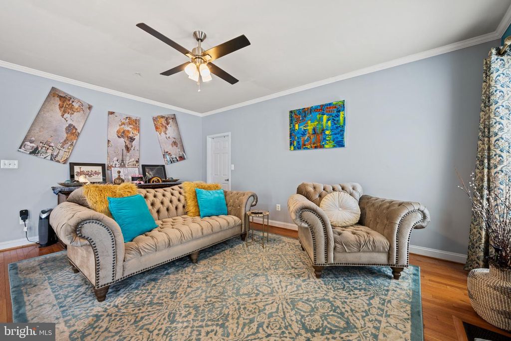 Image 13 of property listing at 11686 MUSTANG CREEK CT, Waldorf, MD 20602