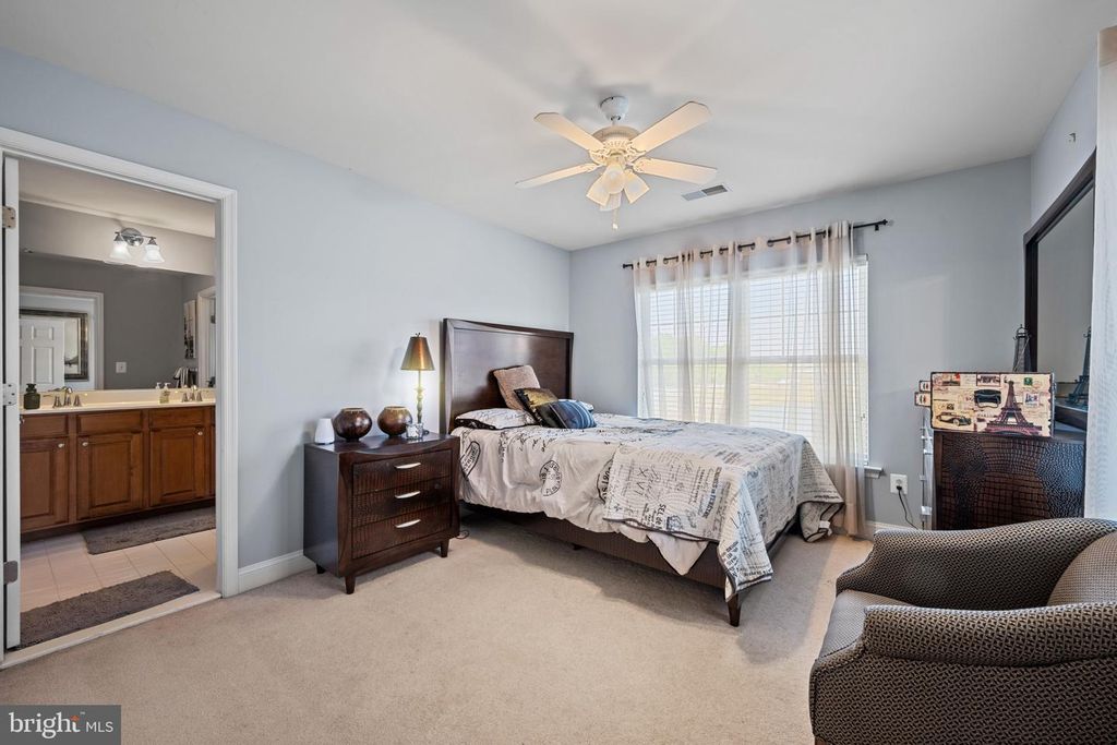 Image 28 of property listing at 11686 MUSTANG CREEK CT, Waldorf, MD 20602