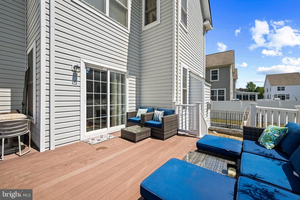 Image 37 of property listing at 11686 MUSTANG CREEK CT, Waldorf, MD 20602