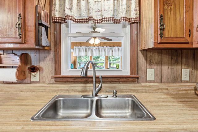 4797 IDA RD, Luray, VA 22835