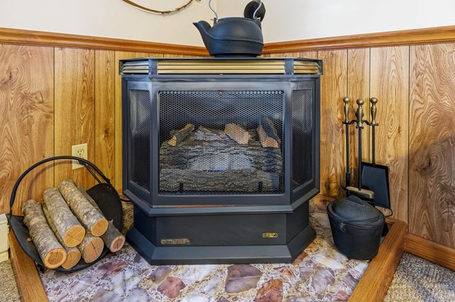 4797 IDA RD, Luray, VA 22835