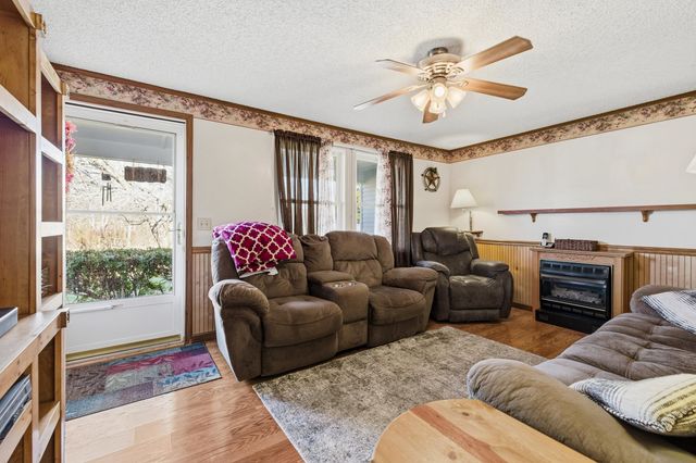 4797 IDA RD, Luray, VA 22835