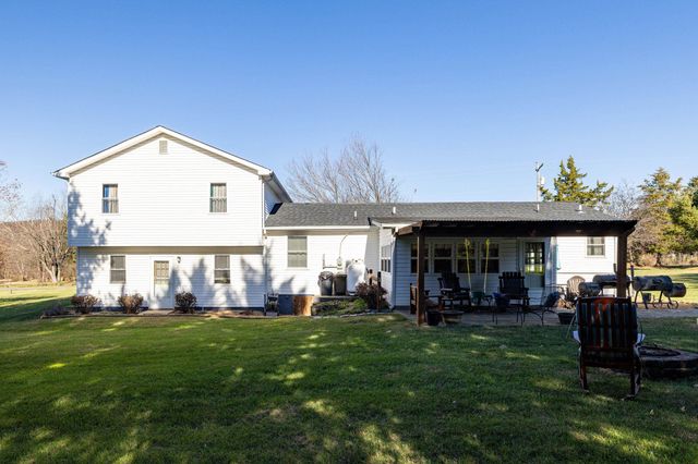 4797 IDA RD, Luray, VA 22835