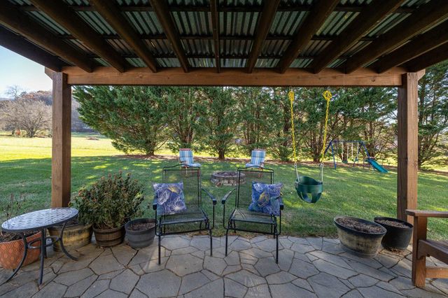 4797 IDA RD, Luray, VA 22835