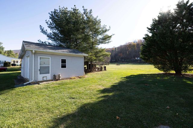 4797 IDA RD, Luray, VA 22835