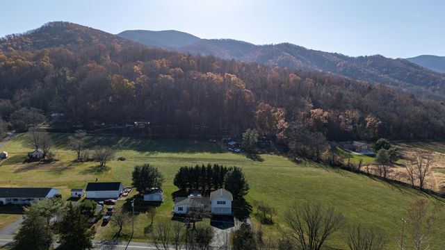 4797 IDA RD, Luray, VA 22835