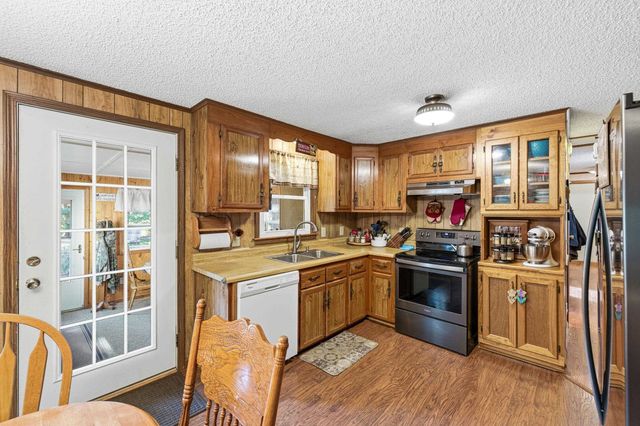 4797 IDA RD, Luray, VA 22835