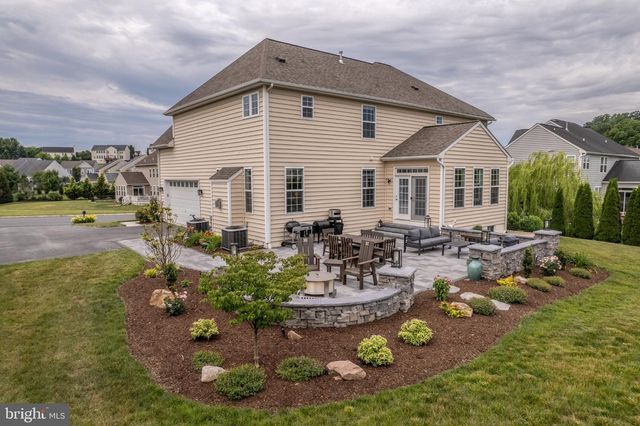 1152 BELMONT WAY, Chambersburg, PA 17202
