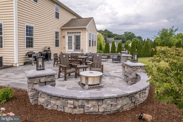 1152 BELMONT WAY, Chambersburg, PA 17202