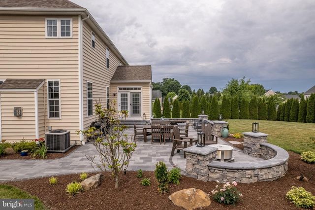 1152 BELMONT WAY, Chambersburg, PA 17202