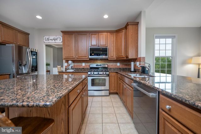 1152 BELMONT WAY, Chambersburg, PA 17202