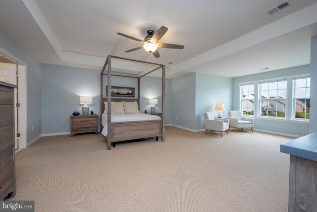 1152 BELMONT WAY, Chambersburg, PA 17202
