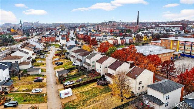 1208 S 13th Street, St Louis, MO 63104