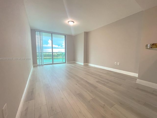 2681 N Flamingo Rd 902S, Sunrise, FL 33323