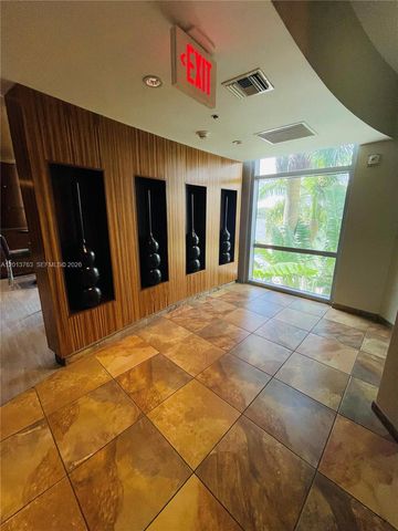 2681 N Flamingo Rd 902S, Sunrise, FL 33323