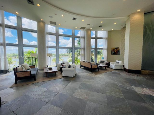 2681 N Flamingo Rd 902S, Sunrise, FL 33323