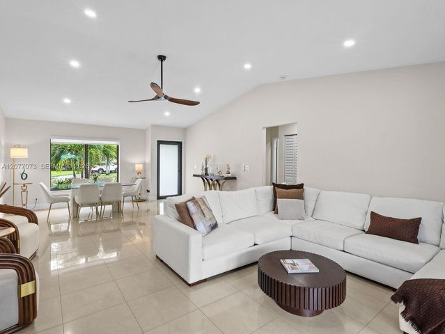 11033 NW 19th Street, Coral Springs, FL 33071