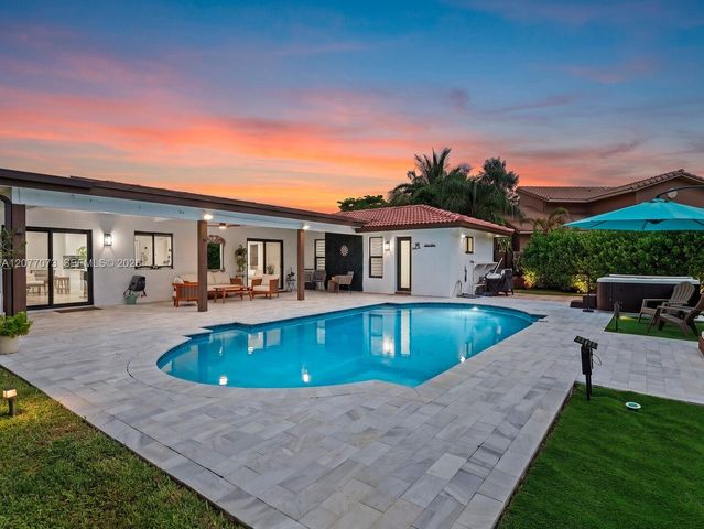 11033 NW 19th Street, Coral Springs, FL 33071