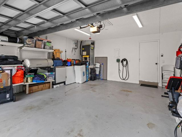 11033 NW 19th Street, Coral Springs, FL 33071
