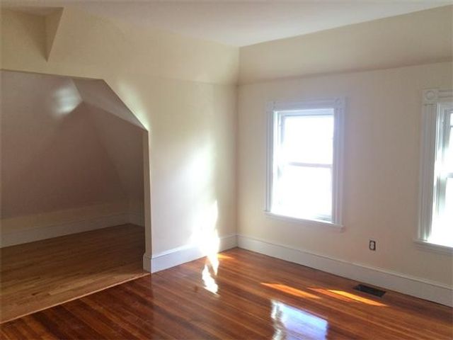 19 Upland Park 2, Somerville, MA 02145