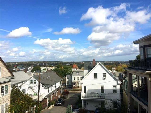 19 Upland Park 2, Somerville, MA 02145