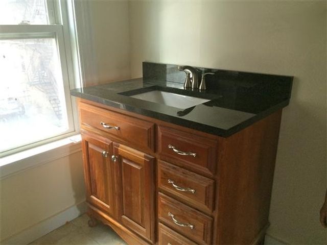 19 Upland Park 2, Somerville, MA 02145