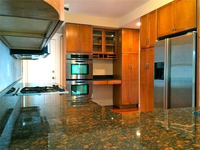 19 Upland Park 2, Somerville, MA 02145
