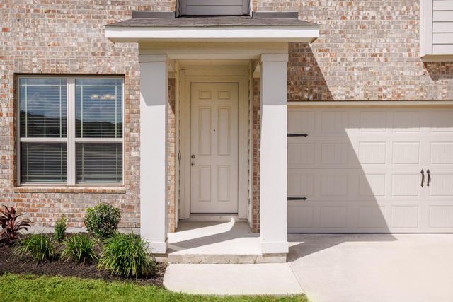 314 Sunshine LN, Kyle, TX 78640