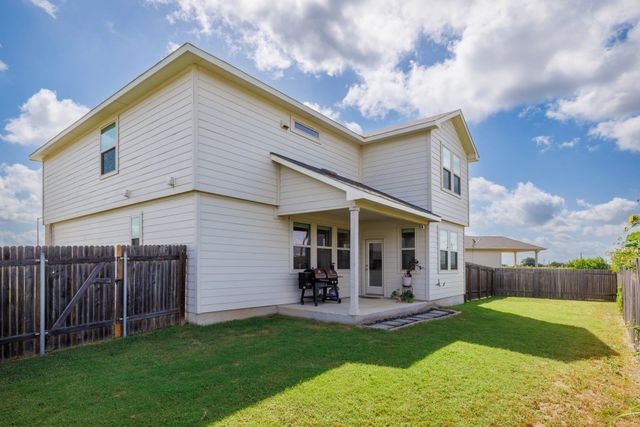 314 Sunshine LN, Kyle, TX 78640