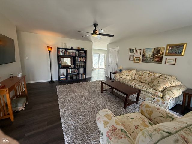 1107 Ridgewood Drive, Plainfield, IN 46168