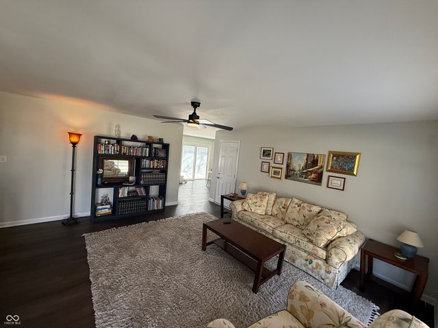 1107 Ridgewood Drive, Plainfield, IN 46168